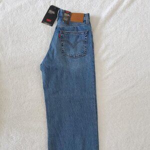 LEVI's Premium Ribcage Straight Ankle Jeans NWT